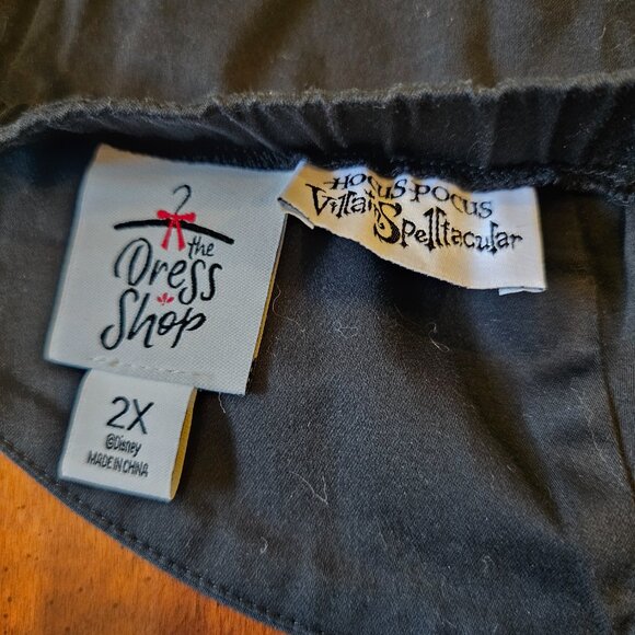 Disney Dress Shop Villain Spectacular 2XL - Picture 8 of 12